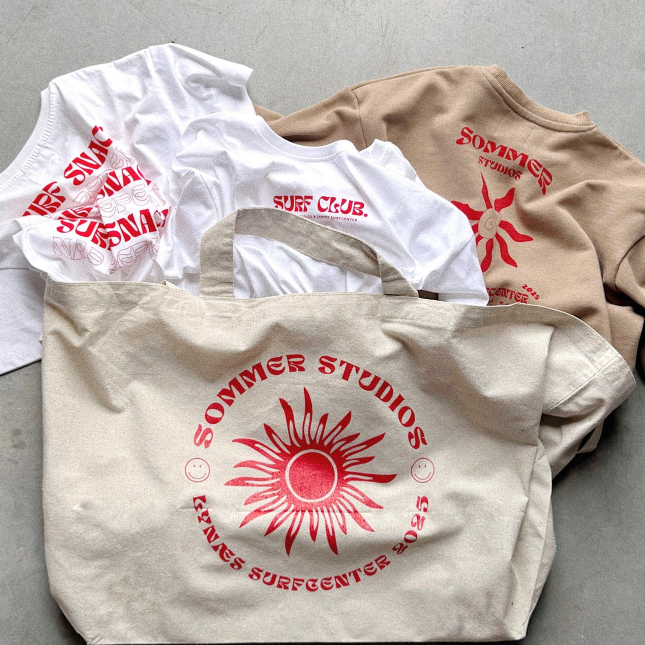 Sun Clam Crewneck