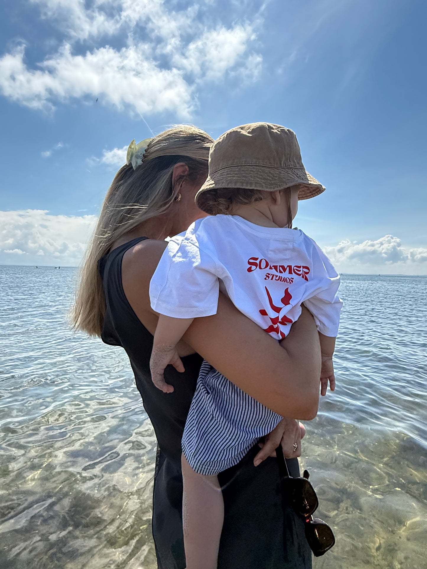 Sun Clam Tee